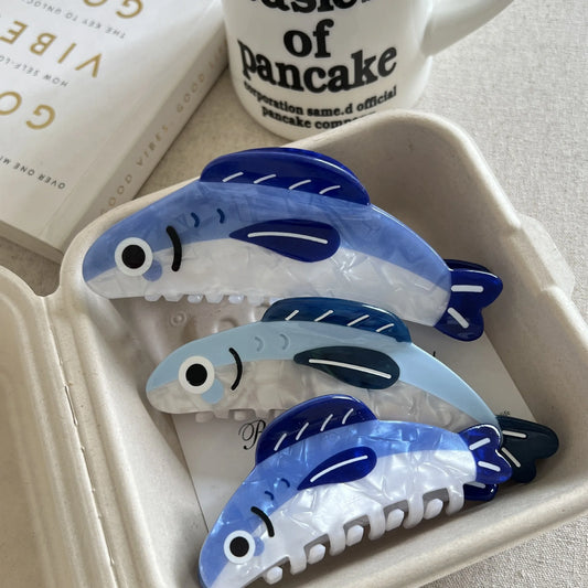 Blaue Sardinen-Haarklammer im maritimen Fischdesign Kaufschwan®