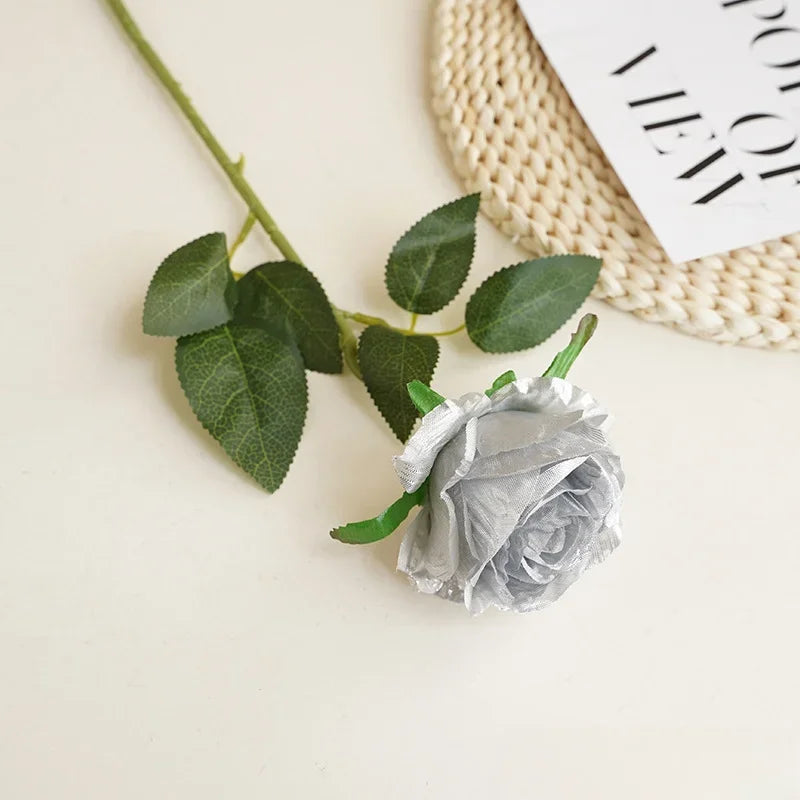 8CM Künstliche Rosen – Plastik Juana Blumenstrauß für Valentinstag, Hochzeit, Wohnzimmer & Esstisch Dekoration Kaufschwan® Silbrig