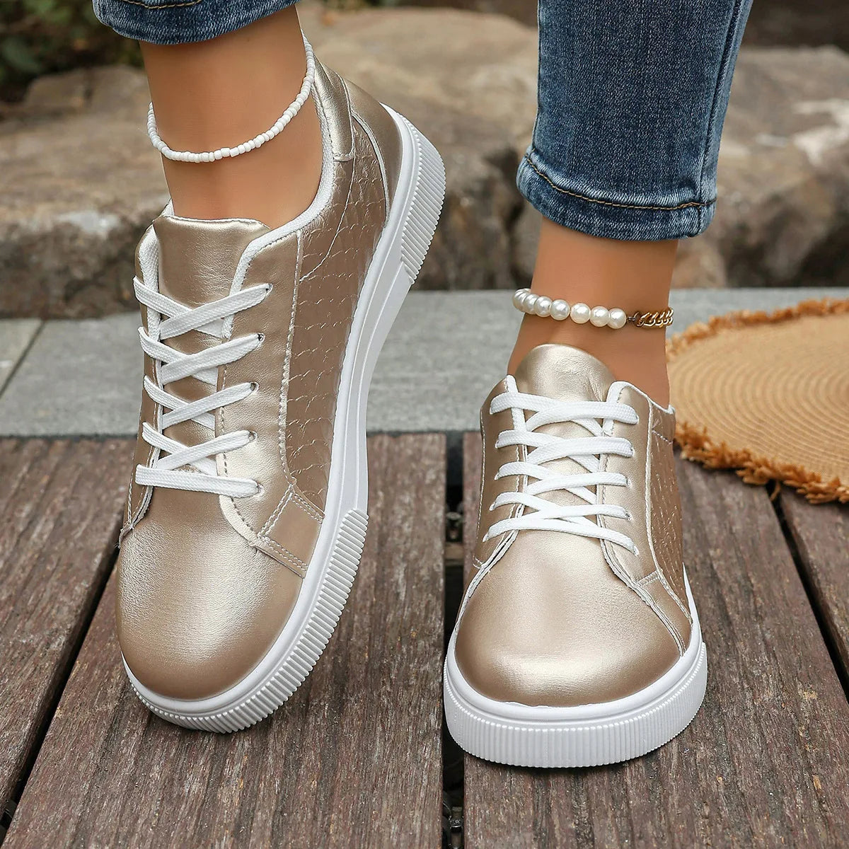 Damen Sneaker in Gold & Silber – Übergröße 42 | Frühling & Herbst Schnürschuhe aus Weichem PU Leder | Modische Freizeitschuhe Kaufschwan®