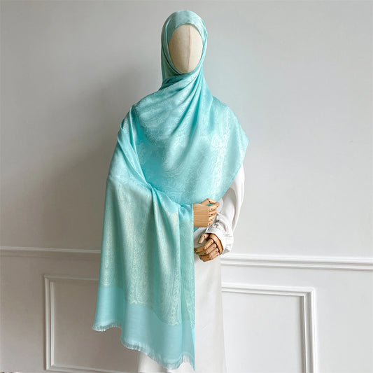 Luxus Hijab mit Blumenmuster & Goldfäden – Damen Jacquard Schal | Muslimisches Kopftuch für Ramadan, Winter & Festliche Anlässe Kaufschwan® Türkis