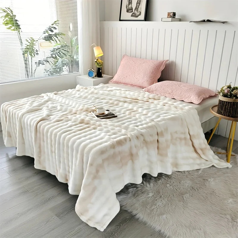 Luxuriöse Kunstkaninchenfell Decke – Weicher, dicker und warmer Überwurf für alle Jahreszeiten, vielseitig für Sofa, Schal, Reisen & Geschenk Kaufschwan® Milchweiß 200x230cm