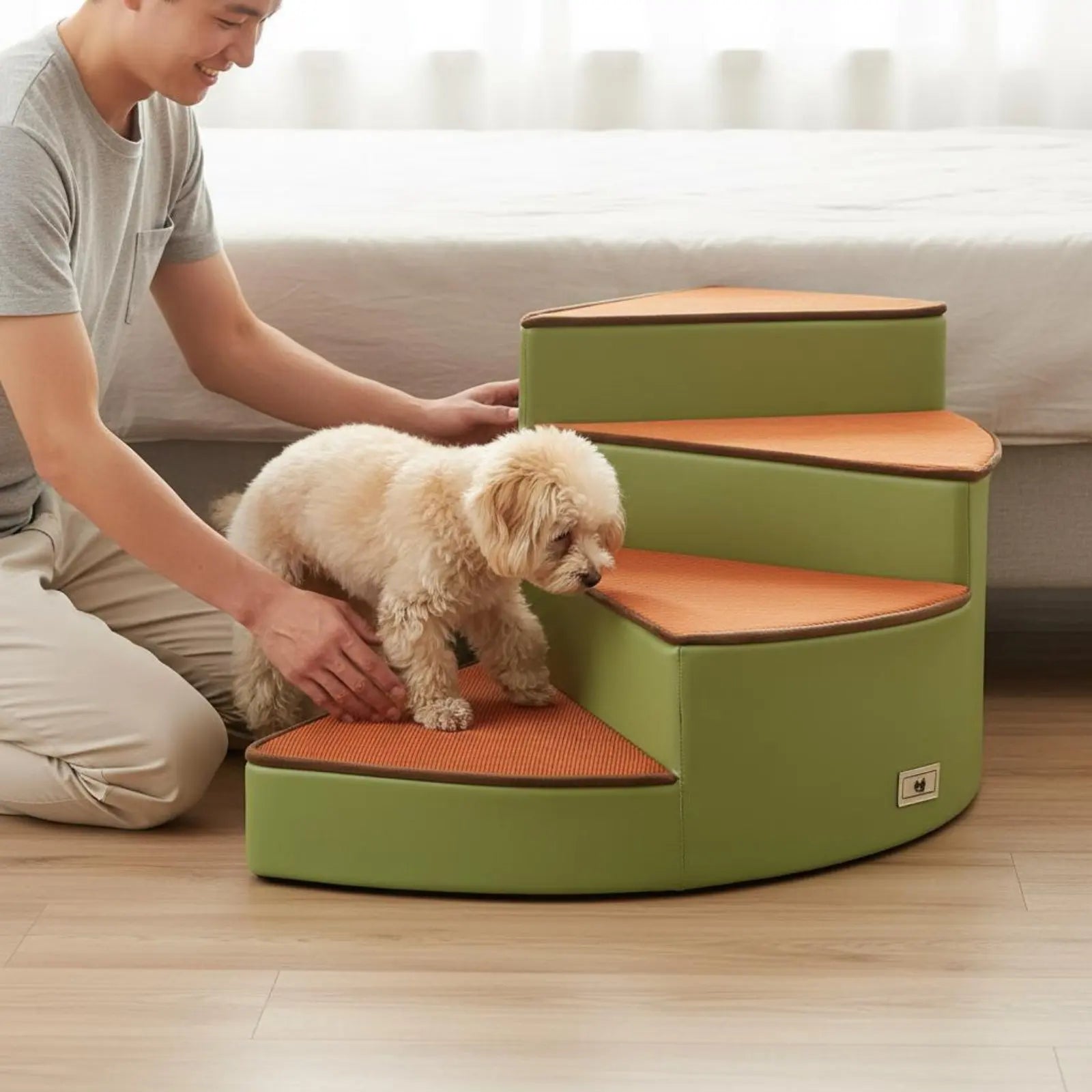 Gebogene Haustiertreppe – Leichte Schaumstoff Hundetreppe mit Rutschfestem Design | Weiche Katzen- und Hundeleiter Kaufschwan®