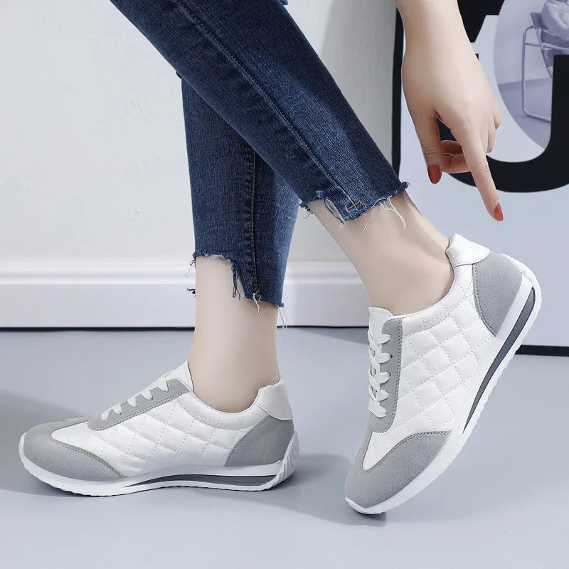 Frühling Damen Sneaker – Modische Vulcanized Schuhe | Leichte Lauf- & Walkingschuhe für Damen | Größe 41 Kaufschwan®