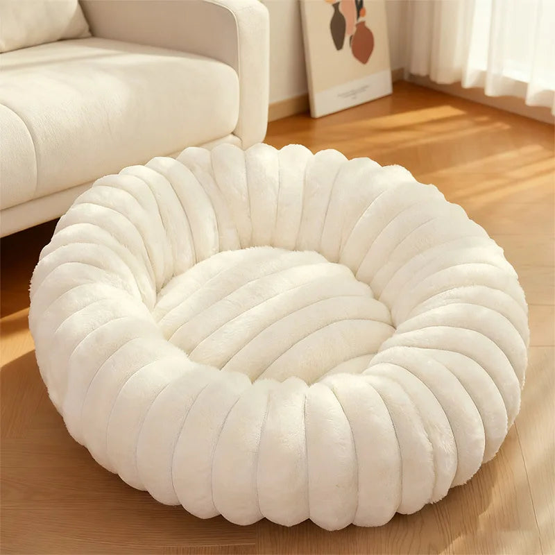 Indoor Hundebett – Cordstoff & Kunstfell Donut Bett mit Anti-Rutsch Boden Kaufschwan®