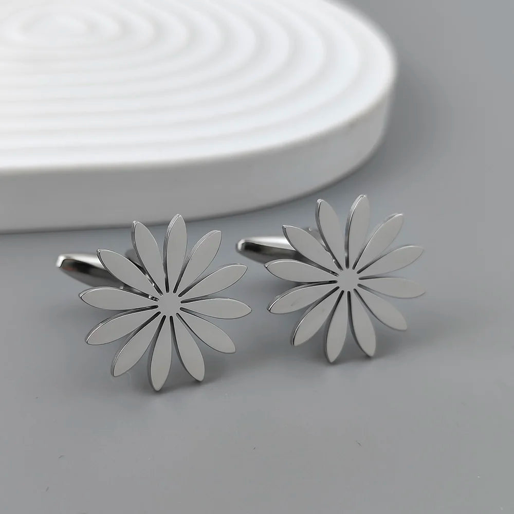 Edelstahl Manschettenknöpfe – Elegantes Gänseblümchen Design | Modische Reversnadeln & Geschenk für Freunde Kaufschwan® Silber