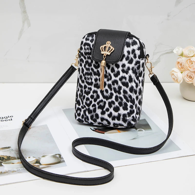 Leopardenmuster Schulter Messenger Bag – Trendige Nischen-Mode Handytasche zum Umhängen für Damen Kaufschwan® Weiß