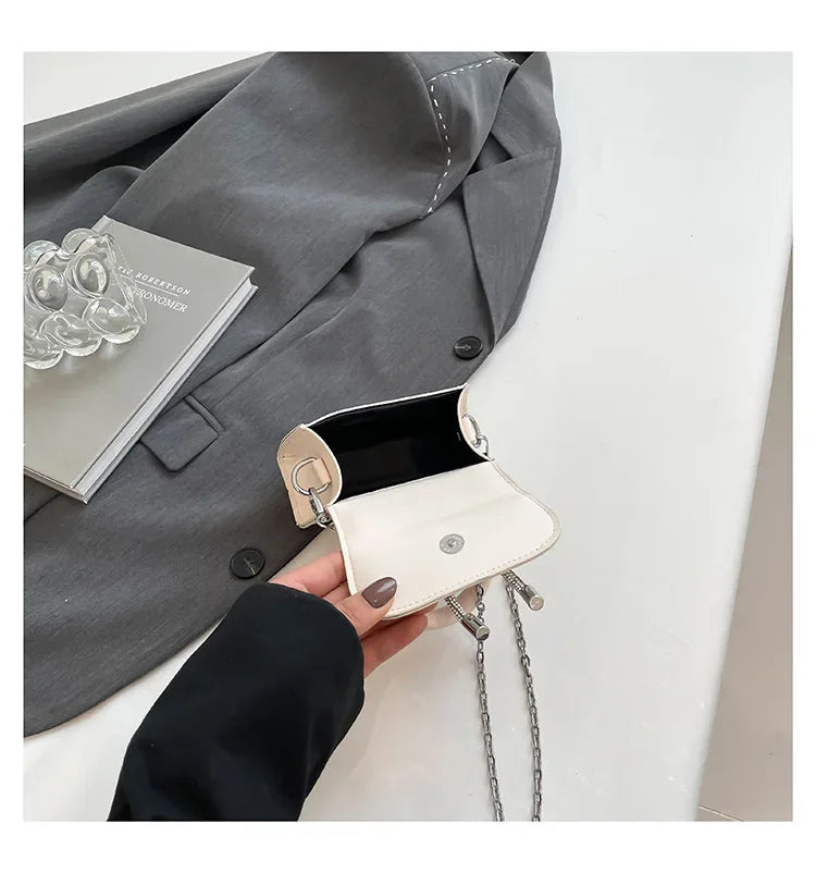Bunte Schultertasche mit Schmetterlingsknoten – PU Leder Crossbody Ketten-Satchel & Handtasche für Damen