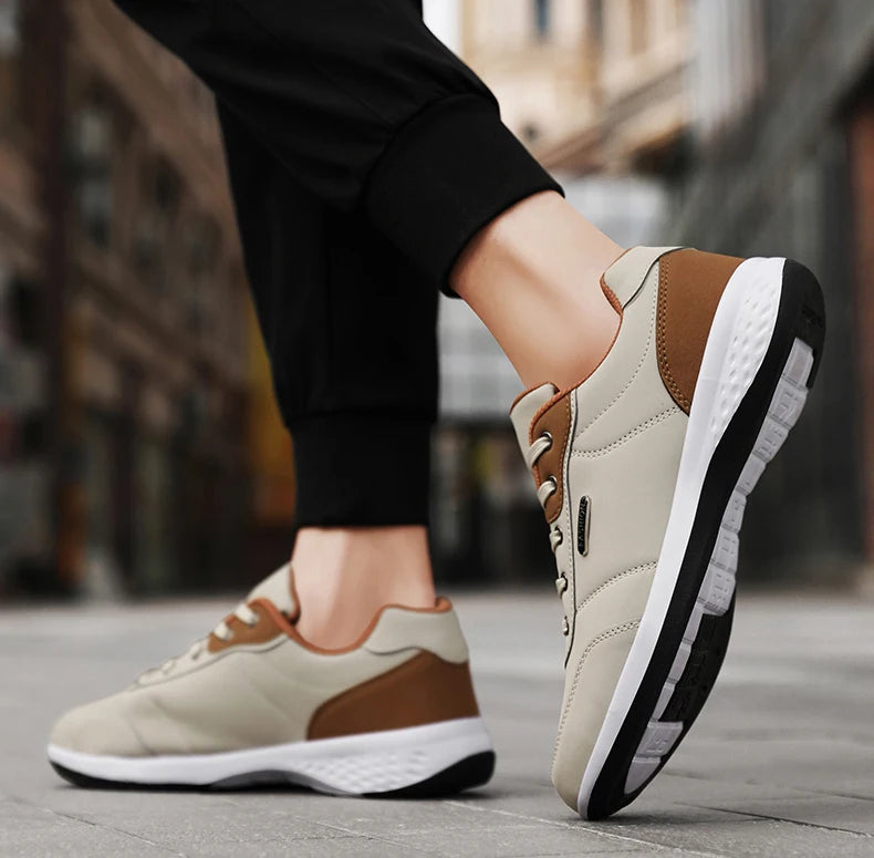 Herren Ledersneaker – Trendige Sportschuhe | Atmungsaktive & Rutschfeste Freizeitschuhe für Reisen & Alltag Kaufschwan®