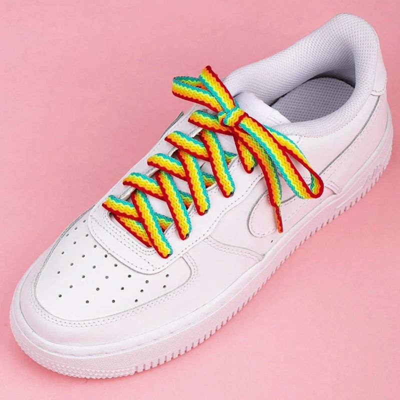 Regenbogen Farbverlauf Schnürsenkel – Bunte Flache Laces für Sneaker & Leinenschuhe | Modisches Accessoire für Low-Cut & High-Tops Kaufschwan®