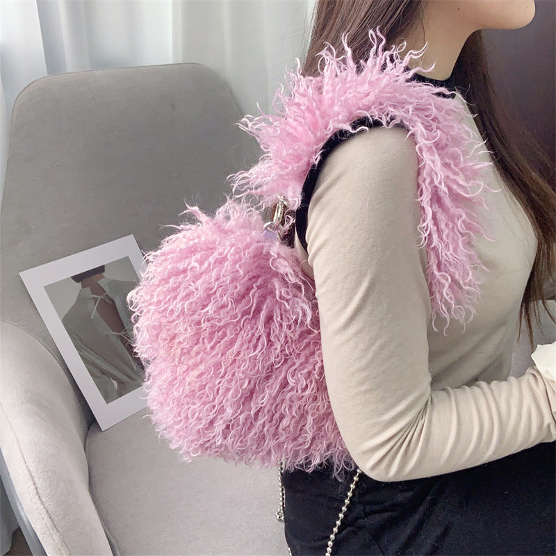 Herzförmige Plüsch Crossbody Tasche – Süße Love Kunstfell Damen Schultertasche & Flauschige Unterarm Handtasche Kaufschwan®
