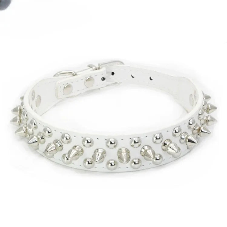 PU Leder Hundehalsband mit Nieten Punk Stil Verstellbares Halsband für Kleine Hunde Katzen Kaufschwan® Weiß XS