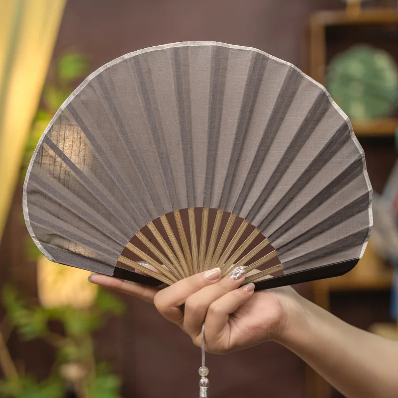 Vintage Muschel-Form Faltfächer | Baumwolle-Leinen Handfächer | Retro Tanzrequisit & Dekoratives Geschenk Kaufschwan® Dunkelgrau