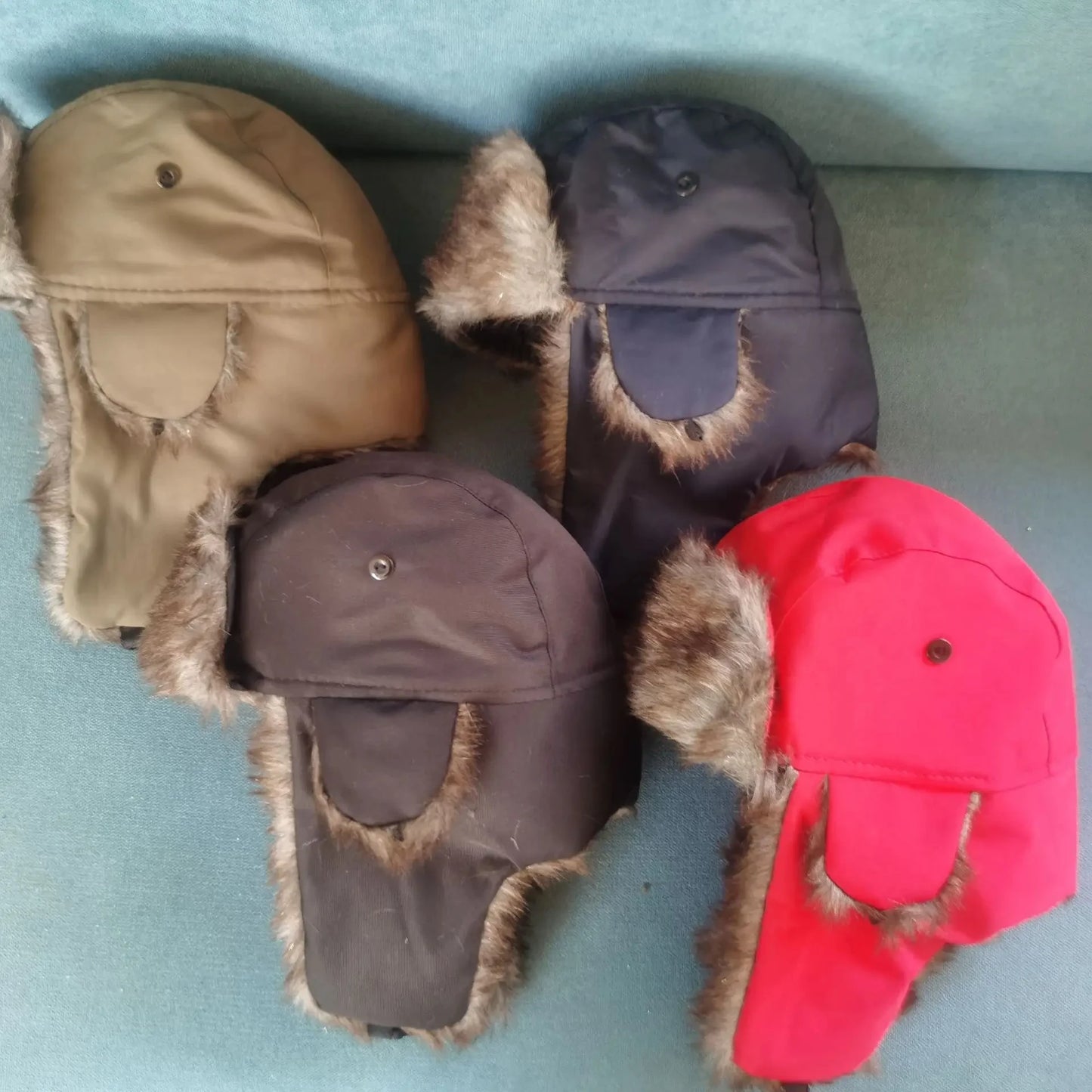 Unisex Trapper Aviator Trooper Mütze – Winter Bombermütze mit Ohrenklappen & Kunstfell | Warme Russische Skimütze für Damen & Herren Kaufschwan®