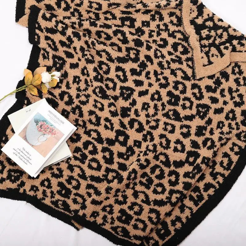 Superweiche Leopardendruck Gestrickte Fleece-Decke – Warme, leichte Sofa-Nickerchen-Decke Kaufschwan®