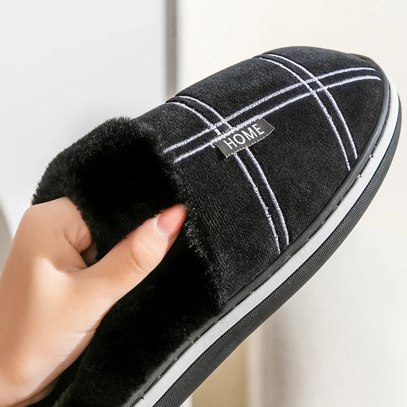 Herren Hausschuhe Kariert mit Memory-Schaum | Warme Plüsch Winter-Schuhe | Rutschfeste Hausschuhe Schwarz | Größe 50–51 Kaufschwan®