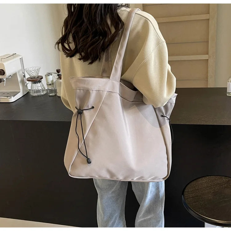 Casual Fashion Tote Bag mit Großer Kapazität – Damen Schultertasche für Reisen & Alltag | Ästhetische Handtasche mit Kordelzug