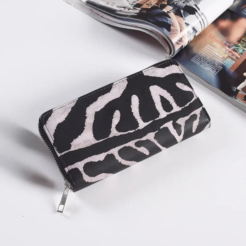 Damen Langbörse aus Leder – Klassisches Leopardenmuster | Modische Kartenbörse & Clutch Handtasche für Damen Kaufschwan®