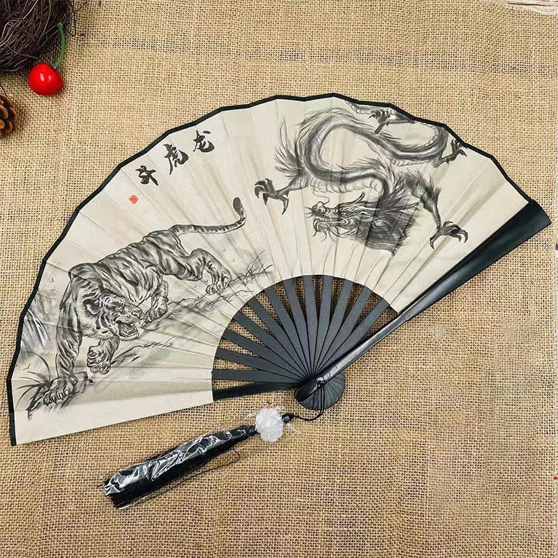Retro Drachen Faltfächer | Beidseitiger Seidenstoff Handfächer | 8-Zoll Tragbarer Chinesischer Hanfu Fächer für Damen & Herren Kaufschwan®