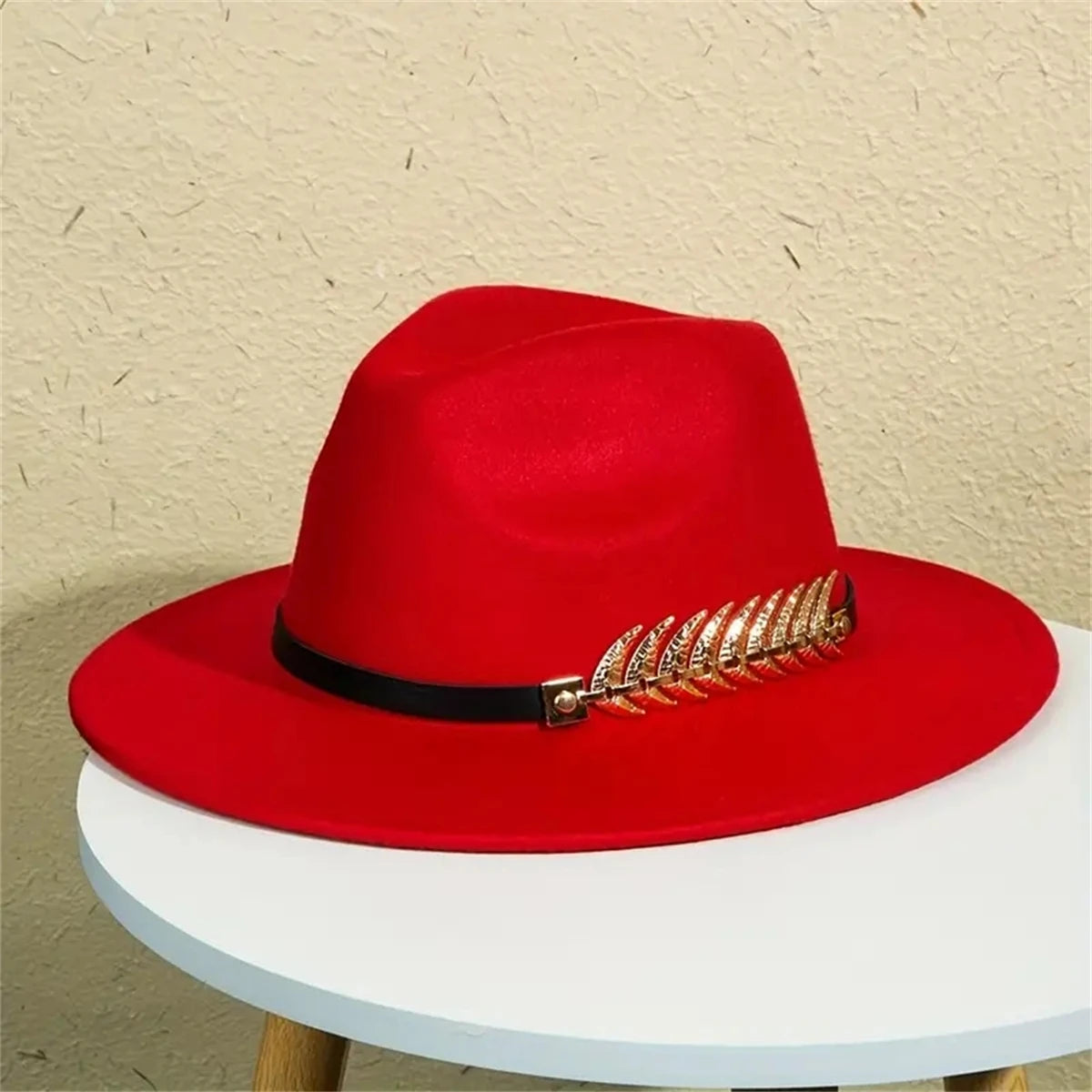 Klassischer Western Cowboy Hut – Tweed Filzhut mit flacher Krempe, Retro Jazz Sonnenhut für Damen & Herren Kaufschwan® Rot 57