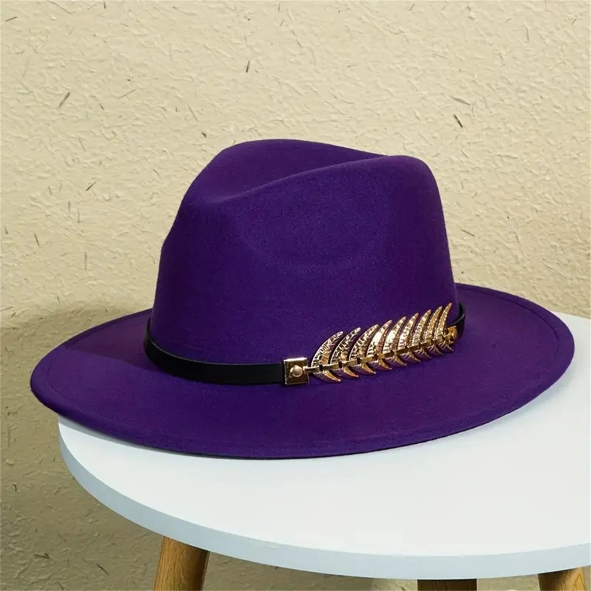 Klassischer Western Cowboy Hut – Tweed Filzhut mit flacher Krempe, Retro Jazz Sonnenhut für Damen & Herren Kaufschwan® Lila 57
