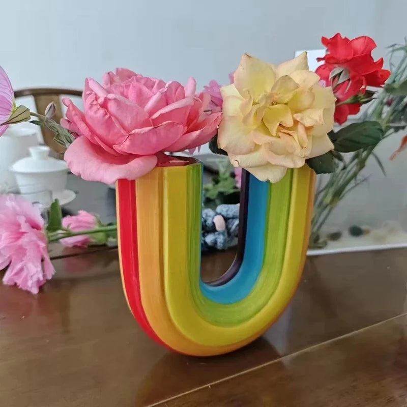 Kreative Regenbogen U-Form Vase – Resin Vase für Trockenblumen | Moderne Schlichte Aesthetic Wohndeko Ornament Kaufschwan®