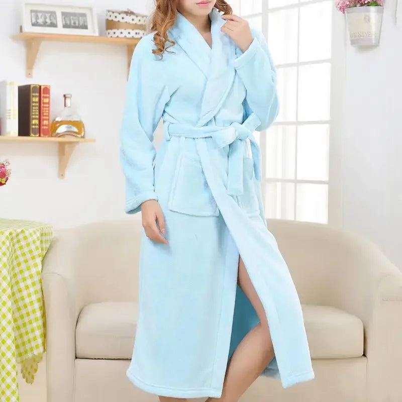 Langer Winter-Bademantel aus Korallenvlies – Dicker Warmer Flanell-Morgenmantel im Kimono-Stil für Zuhause