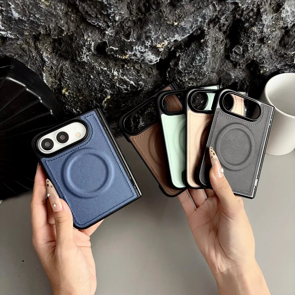 Luxuriöse Matte Lederhülle für iPhone Duo 18 Fold – Magnetische MagSafe-Kompatible Schutzhülle mit Kabellosem Laden und Stoßschutz Kaufschwan®
