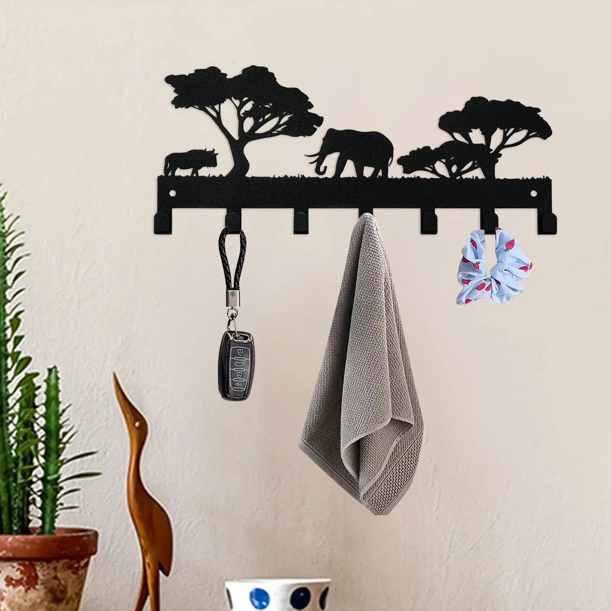 Metall Schlüsselhalter Elefant – Schwarzer Wandhaken mit 7 Haken | Dekorativer Schlüssel Organizer aus Eisen für Schlüssel, Taschen & Handtücher