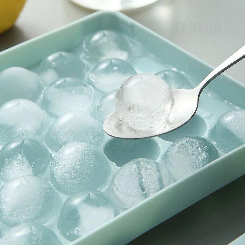 Runde Eisballform aus Silikon – Für Whiskey, Cocktails & kalte Getränke Kaufschwan®