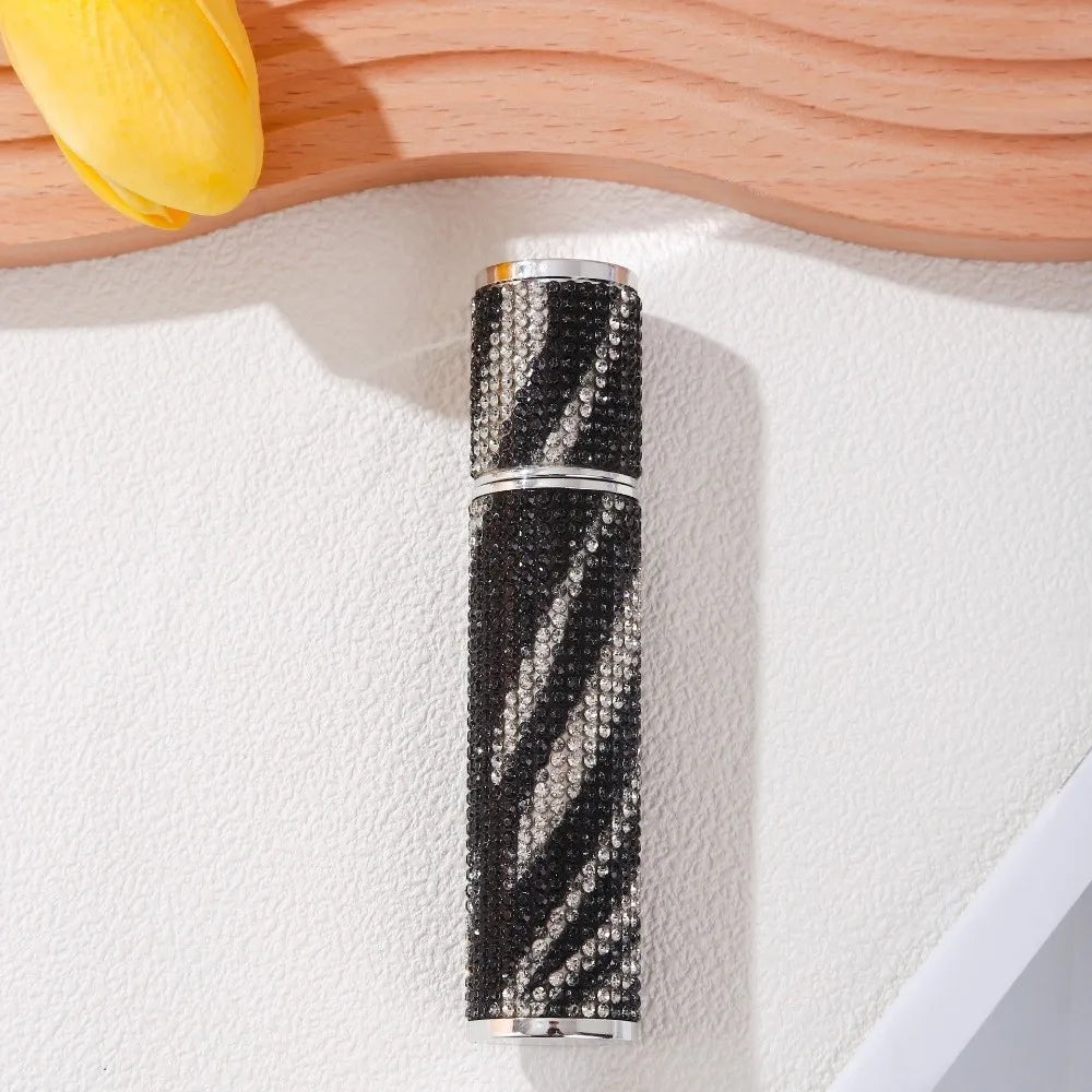 10ml Mini Parfüm Nachfüllflasche – Glitzer Diamond Spray Atomizer | Nachfüllbarer Reise-Parfümsprüher Kaufschwan® Design 4