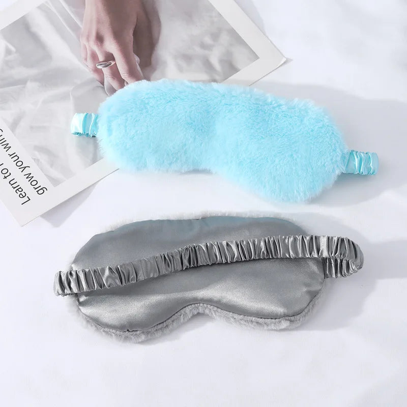 Plüsch Schlafmaske | Weiche & Niedliche Love-Cloud Augenbinde | Bequeme Augenabdeckung für Nickerchen, Reisen & Entspannung Kaufschwan®
