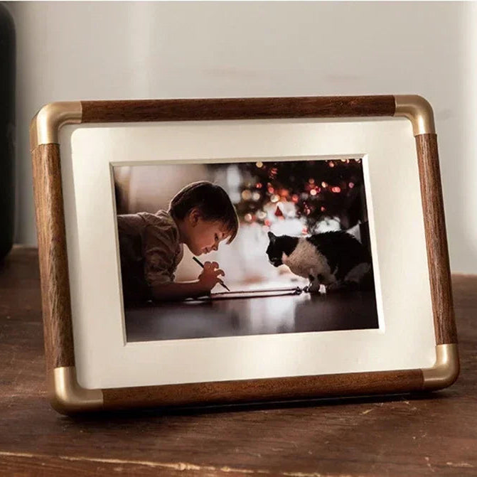 Massivholz Walnuss Bilderrahmen – Vintage Tischdekoration mit Messing Detail Kaufschwan®