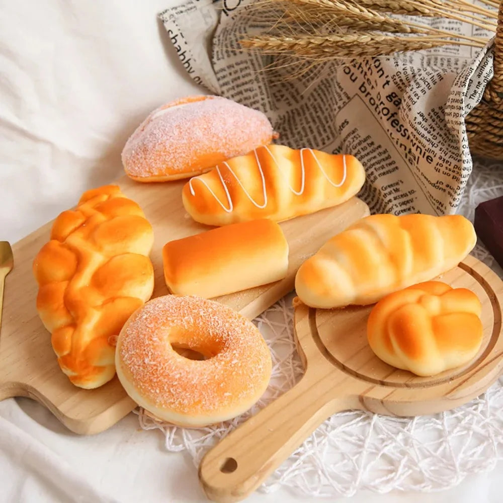 Squishy Lebensmittel-Simulationsspielzeug – Langsam Aufgehende Donut-, Croissant-, Brötchen-, Toastbrot-, Waffel- & Baguette-Knautschspielzeuge Kaufschwan®