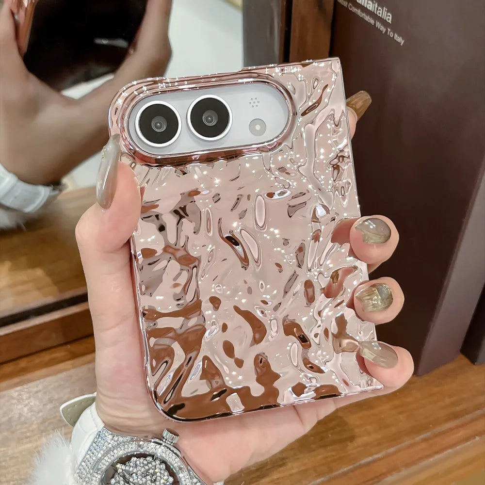 Galvanisierte Schutzhülle mit Wasserwellenstruktur für iPhone Duo Fold – Farbige Hart-PC-Hülle mit Stoß- und Scharnierschutz Kaufschwan®