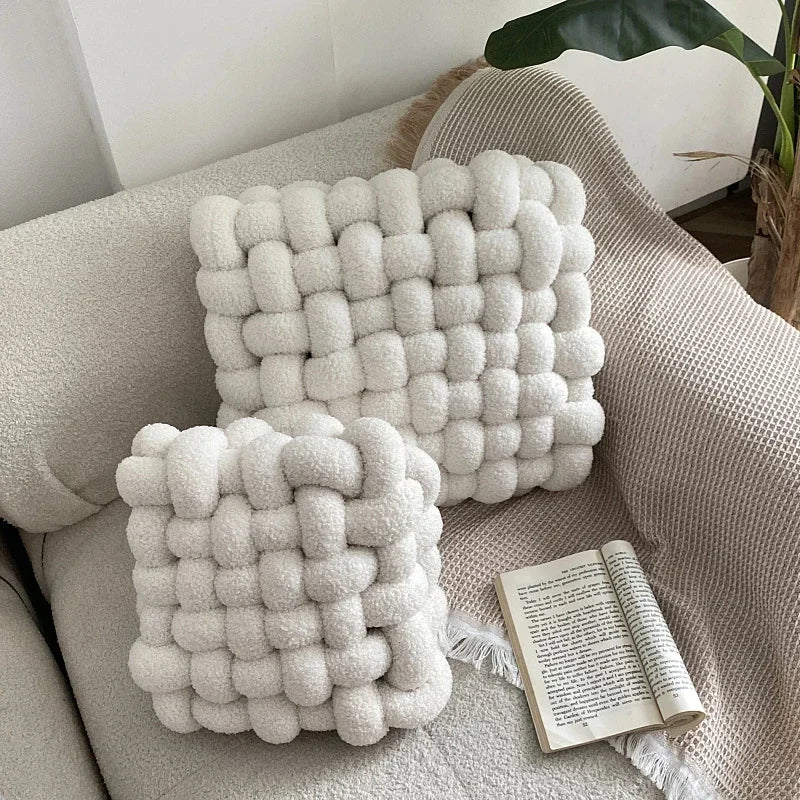 Luxuriöses Kissen für Wohnzimmer | Weicher Lammfell Dekokissen für Sofa & Stuhl | Komfortables Sitzkissen für Zuhause Kaufschwan®