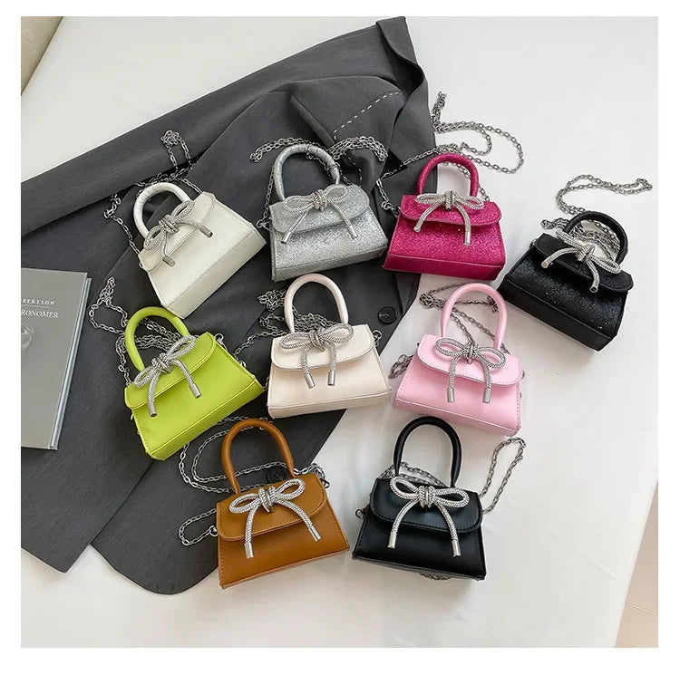 Bunte Schultertasche mit Schmetterlingsknoten – PU Leder Crossbody Ketten-Satchel & Handtasche für Damen Kaufschwan®