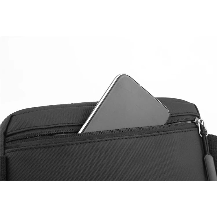 Unisex Schwarze Gürteltasche – Verstellbarer Schultergurt | Outdoor Crossbody Brusttasche, Langlebig & Modisch Kaufschwan®