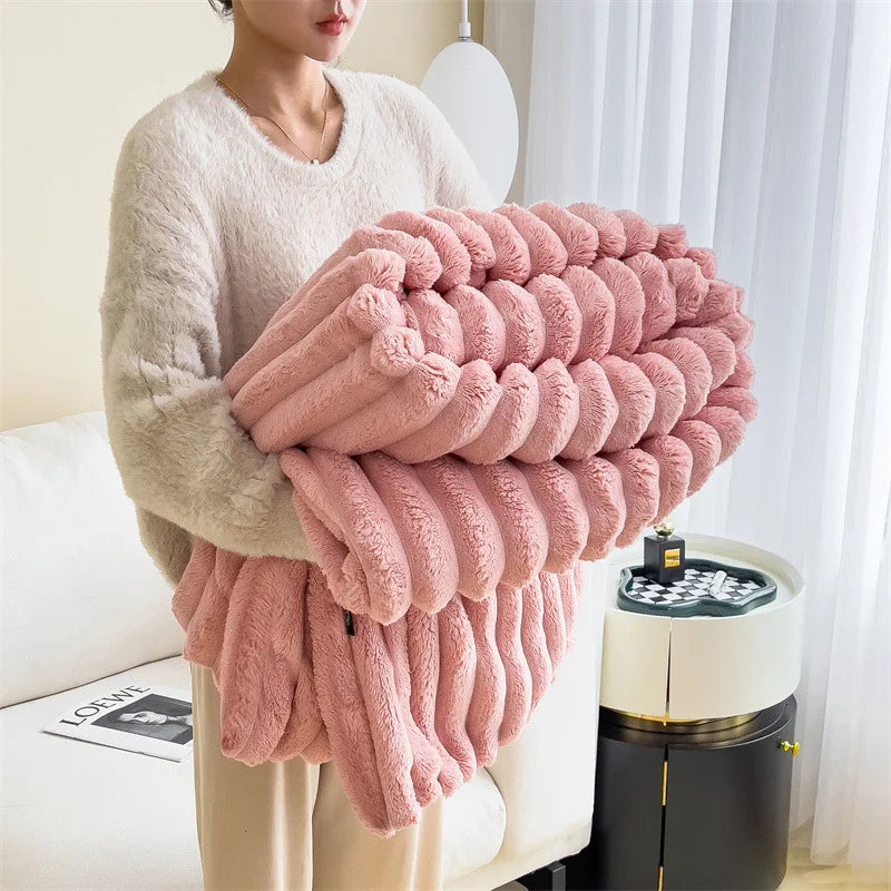 Schlichte einfarbige dicke Flanell-Decke mit breitem Streifen – Multifunktionale warme Herbst- und Winterdecke für Schlafzimmer & Freizeit Kaufschwan® Rosa 150x200cm