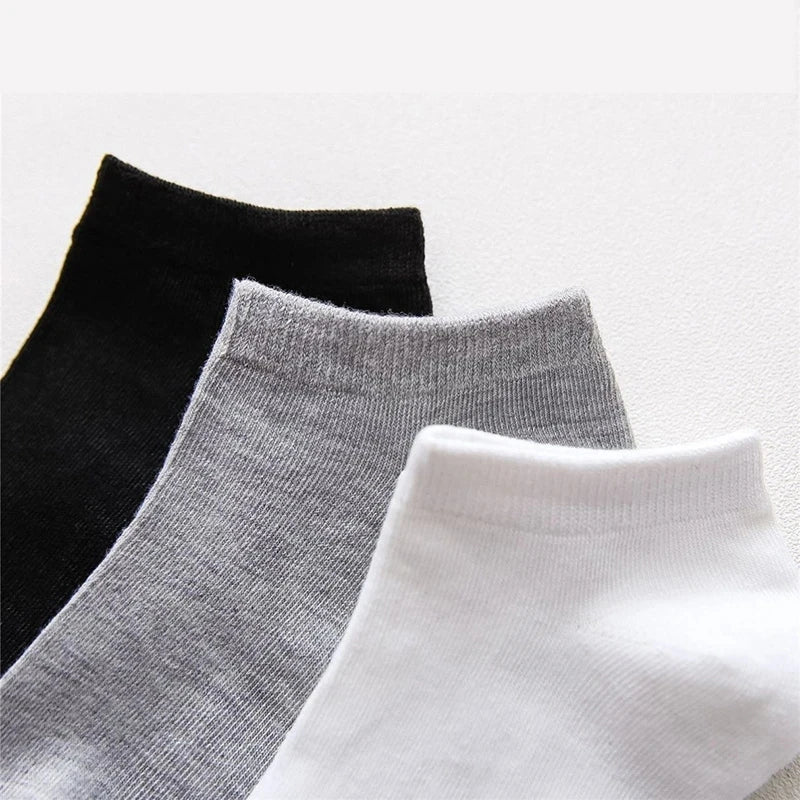 5 Paare Herren Schwarze Bootssocken | Einfarbig Atmungsaktiv Bequem Hochwertige Knöchelsocken Kaufschwan®