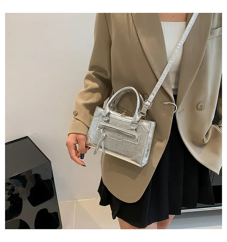 Glänzende Lackleder Crossbody Tasche – Damen Schulter Handtasche im Weichen Quadratischen Design mit Reißverschluss & Polyesterfutter Kaufschwan®