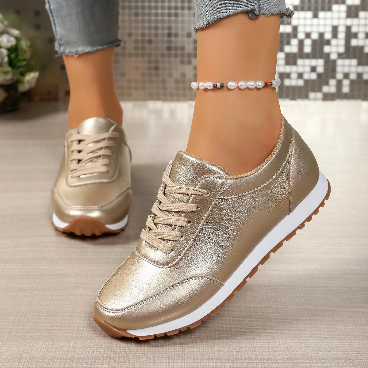Damen Leder-Sneaker – Bequeme Schnürschuhe in Übergrößen | Runde Zehenform, Flache Low-Top Schuhe für Frühling & Herbst Kaufschwan®