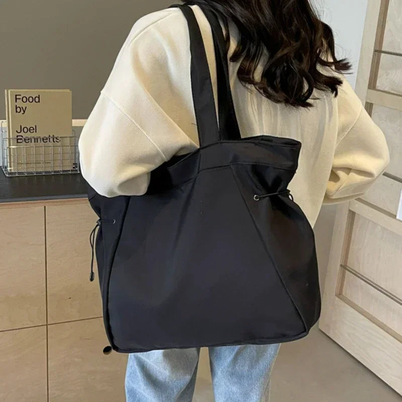 Casual Fashion Tote Bag mit Großer Kapazität – Damen Schultertasche für Reisen & Alltag | Ästhetische Handtasche mit Kordelzug Kaufschwan®