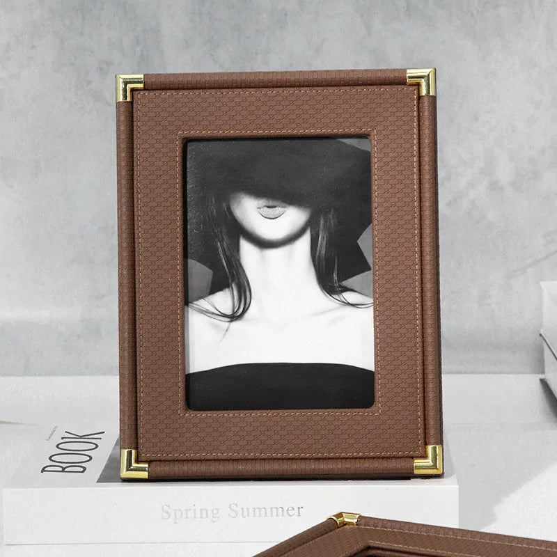Minimalistischer Leder Bilderrahmen – Stilvoller Desktop Fotorahmen für Moderne Wohn Dekoration Kaufschwan®