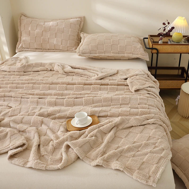 Karierte Weiche Taffeta Fleece Decke – Flauschiger Einfarbiger Bettbezug & Überwurf für Sofa, Bett, Erwachsene, Kinder & Haustiere Kaufschwan®