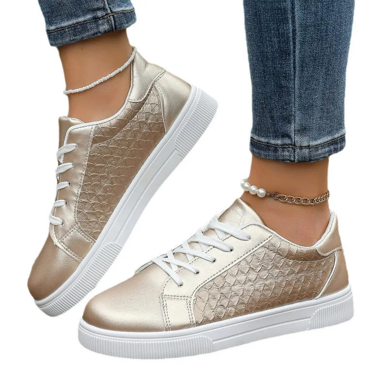 Damen Sneaker in Gold & Silber – Übergröße 42 | Frühling & Herbst Schnürschuhe aus Weichem PU Leder | Modische Freizeitschuhe Kaufschwan®
