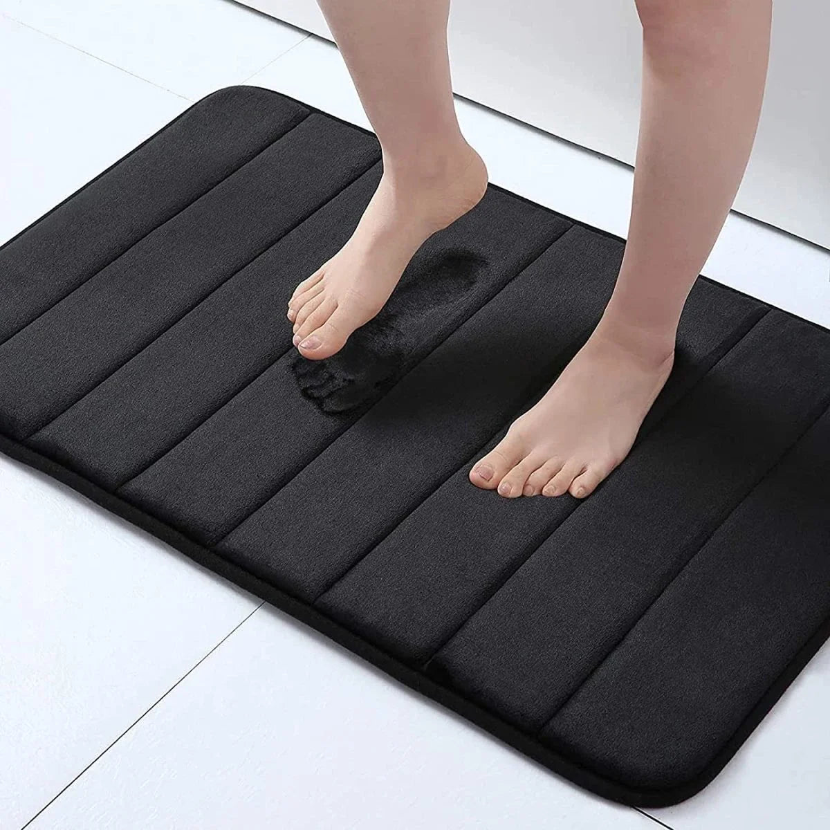 Superabsorbierende Memory-Schaum Badematte – Weicher Badezimmerteppich für Toilette, Dusche, Schlafzimmer oder Boden Kaufschwan® Schwarz 40x60cm