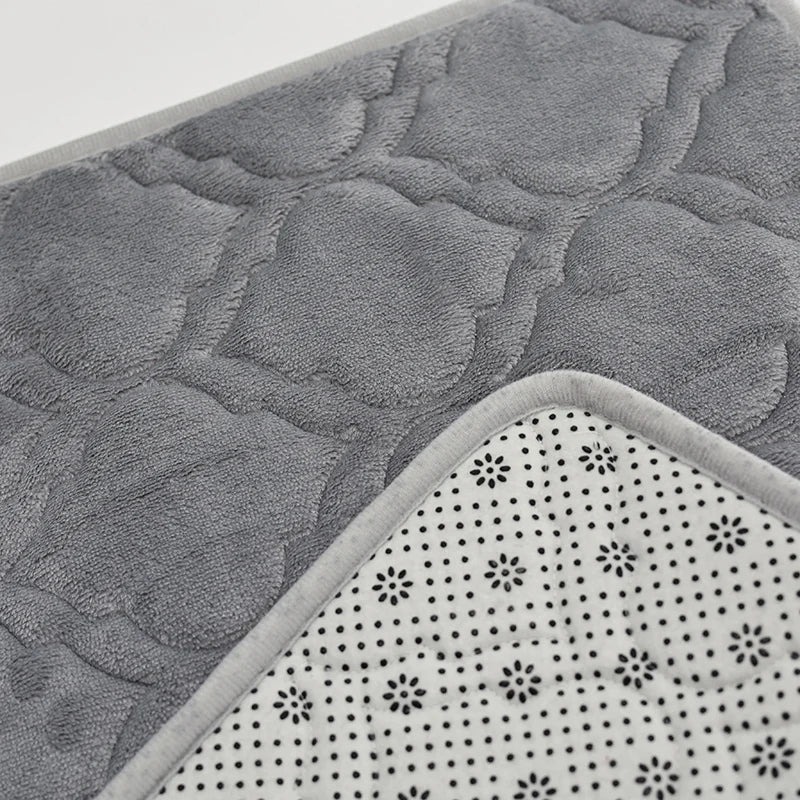 Gestreifte Rutschfeste Badematte – Saugfähig & Schnell Trocknend, Ultraweich Kaufschwan®